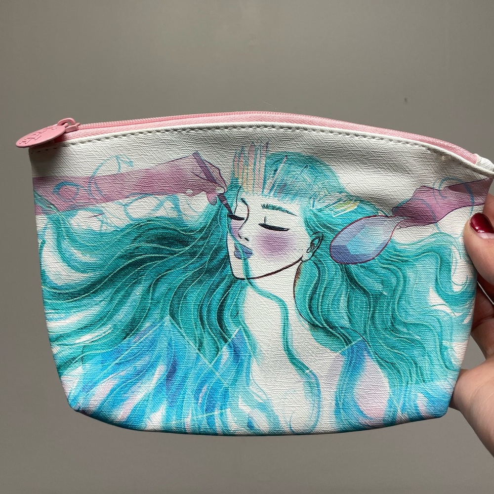 Brand New Ipsy HTF Underwater Goddess Mystical Mermaid Makeup Bag